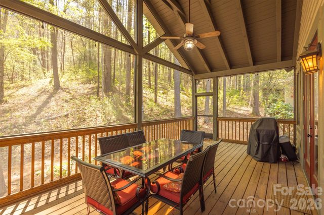 82 Meadow Ridge Court, Tuckasegee, NC 28783
