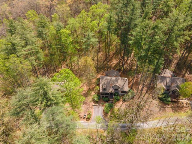 82 Meadow Ridge Court, Tuckasegee, NC 28783