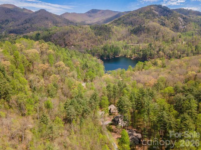 82 Meadow Ridge Court, Tuckasegee, NC 28783