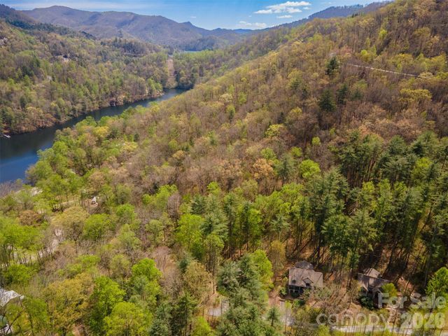 82 Meadow Ridge Court, Tuckasegee, NC 28783