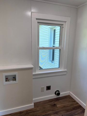 311 E Jackson Street, Ozark, MO 65721