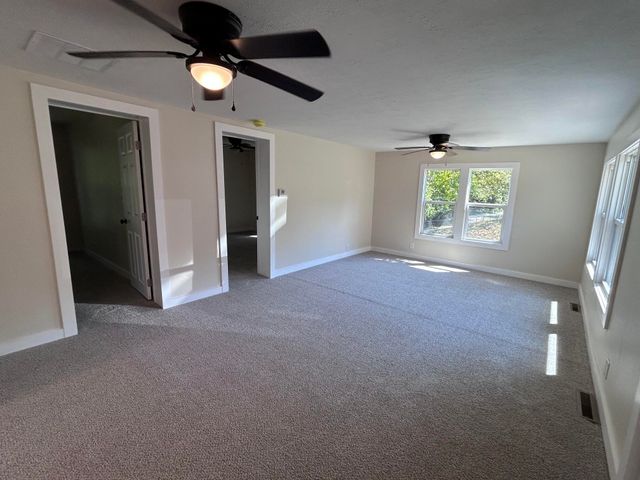 311 E Jackson Street, Ozark, MO 65721