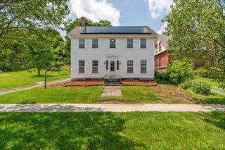 146 South Main Street, Bradford, VT 05033