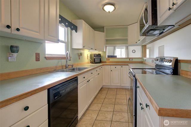 2006 W 2nd Street, Aberdeen, WA 98520