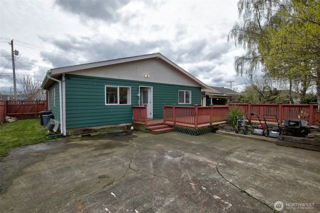 2006 W 2nd Street, Aberdeen, WA 98520