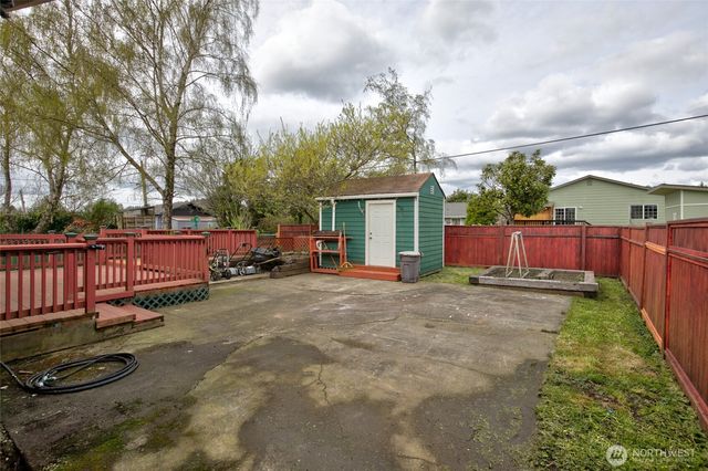 2006 W 2nd Street, Aberdeen, WA 98520