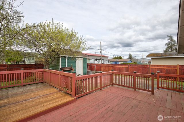 2006 W 2nd Street, Aberdeen, WA 98520