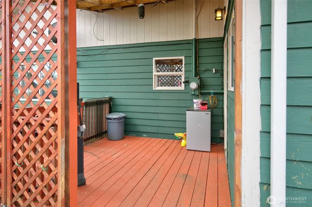 2006 W 2nd Street, Aberdeen, WA 98520