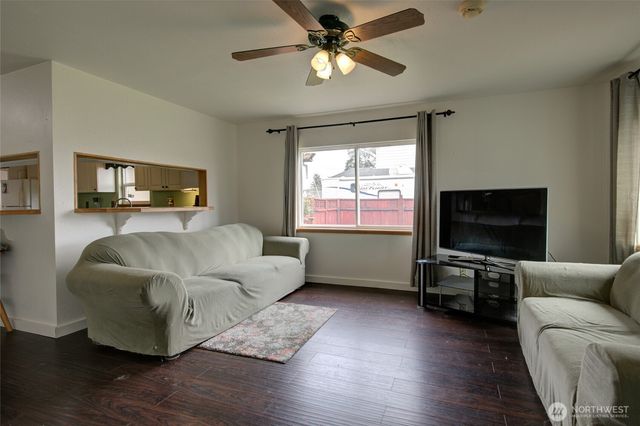 2006 W 2nd Street, Aberdeen, WA 98520