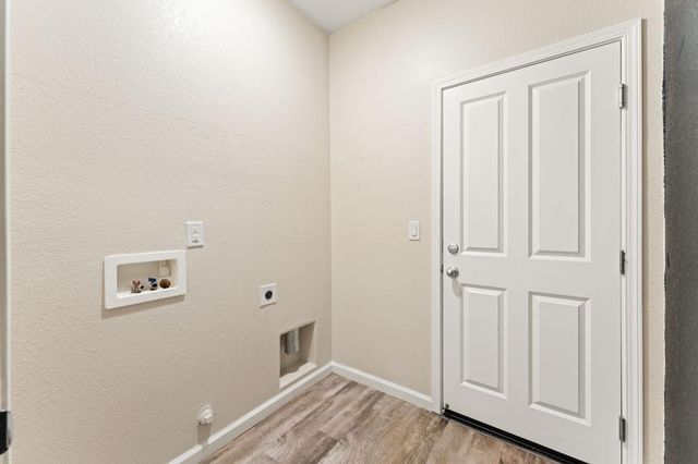 2995 Stable Dr, West Sacramento, CA 95691