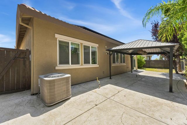 2995 Stable Dr, West Sacramento, CA 95691
