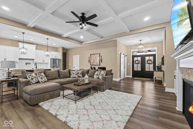 5459 Chancery Boulevard, Greenwood, IN 46143