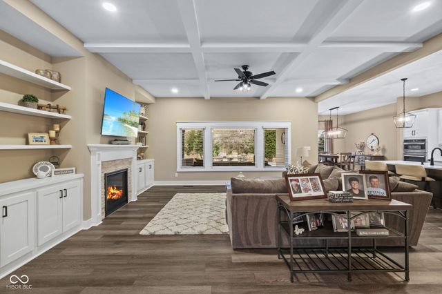 5459 Chancery Boulevard, Greenwood, IN 46143