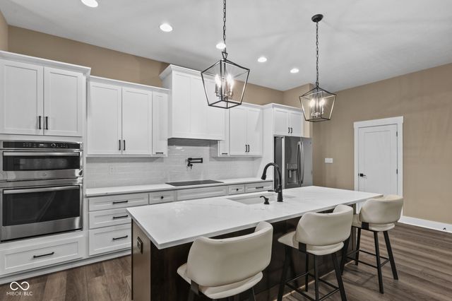 5459 Chancery Boulevard, Greenwood, IN 46143