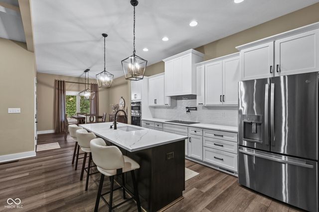 5459 Chancery Boulevard, Greenwood, IN 46143