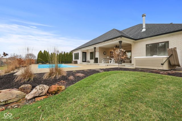 5459 Chancery Boulevard, Greenwood, IN 46143