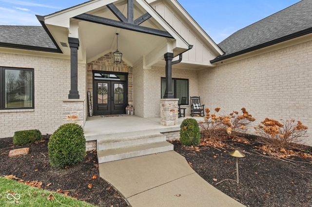 5459 Chancery Boulevard, Greenwood, IN 46143