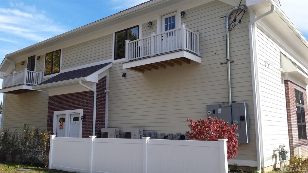 2755 W Main Street 1, Wappingers Falls, NY 12590