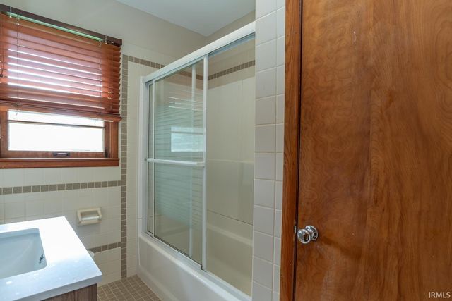 130 S Johnson Avenue, Bloomington, IN 47404