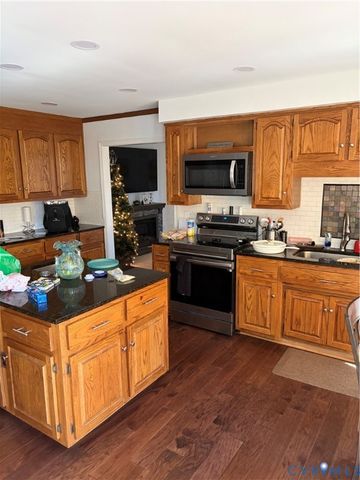 4603 EDENTON Pl, Chester, VA 23831