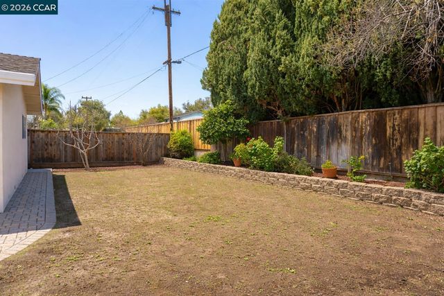 3474 Woodside Ln, San Jose, CA 95121