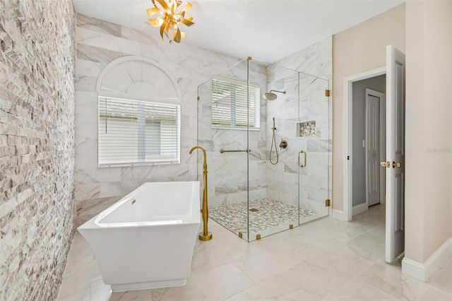 2005 WEXFORD GREEN DRIVE, Valrico, FL 33594