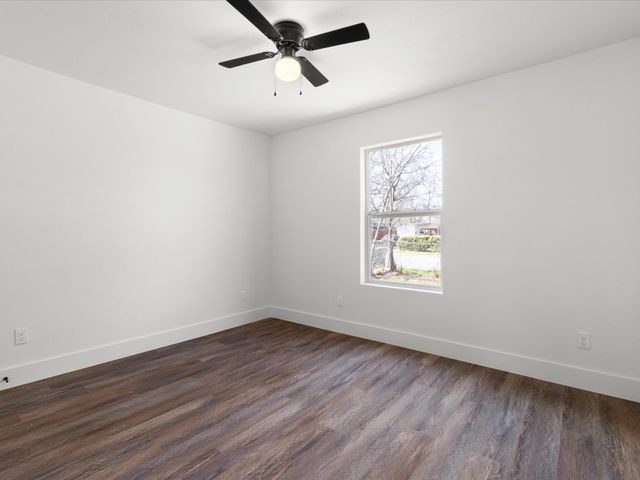 609 S Ayers Avenue, Fort Worth, TX 76103