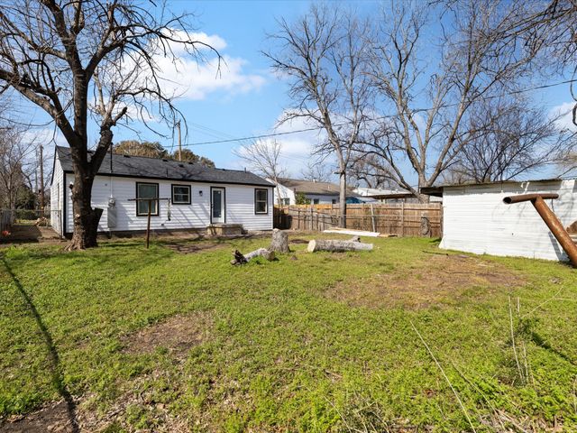 609 S Ayers Avenue, Fort Worth, TX 76103