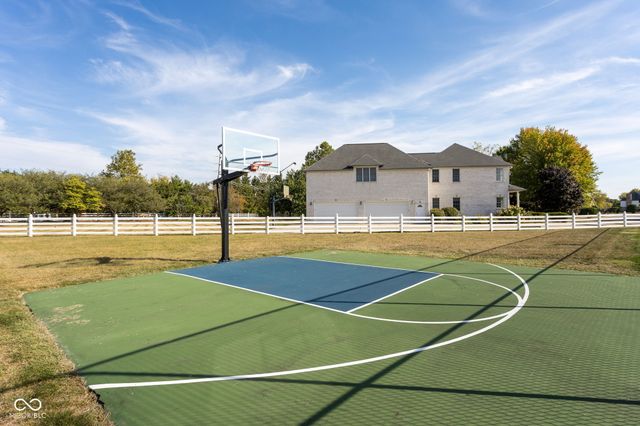 14408 Whisper Wind Drive, Carmel, IN 46032