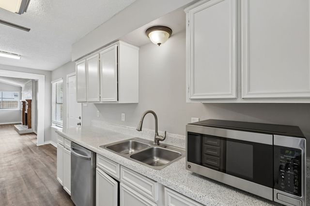 2123 Sheraton Drive, Carrollton, TX 75007