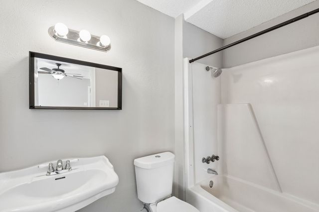 2123 Sheraton Drive, Carrollton, TX 75007