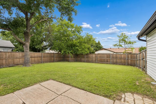 2123 Sheraton Drive, Carrollton, TX 75007