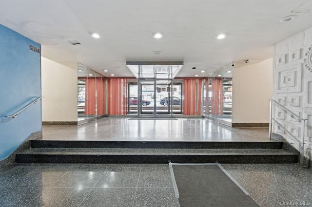 144-30 Sanford Ave 6V, Flushing, NY 11355