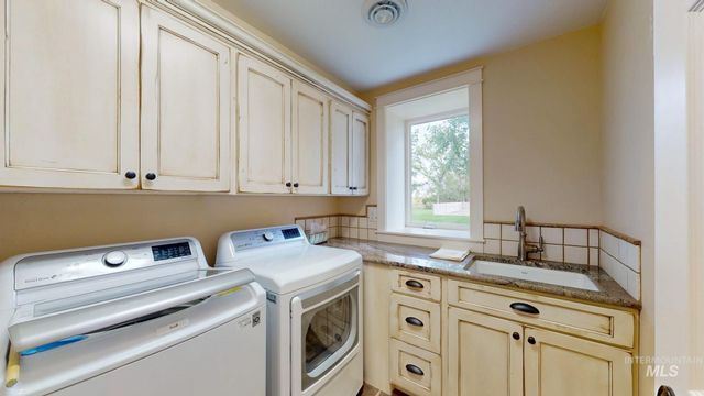 3350 E 4000 N, Kimberly, ID 83341
