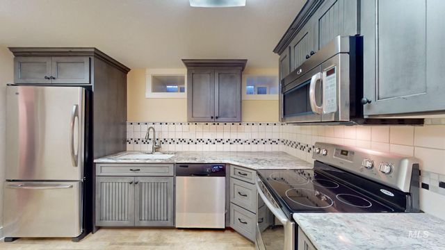 3350 E 4000 N, Kimberly, ID 83341