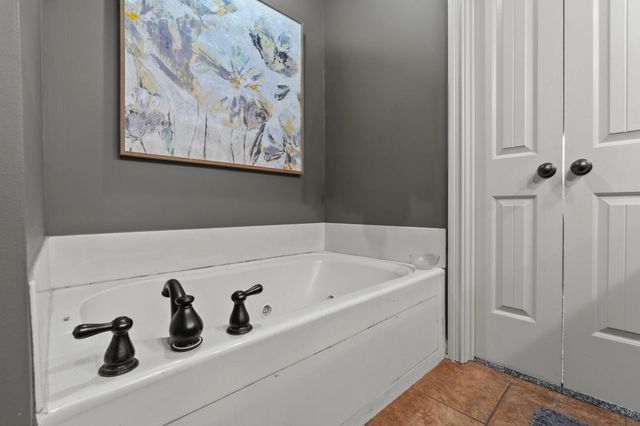 3277 Polo Club Boulevard, Lexington, KY 40509