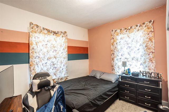 2450 E Grand Avenue, Des Moines, IA 50317