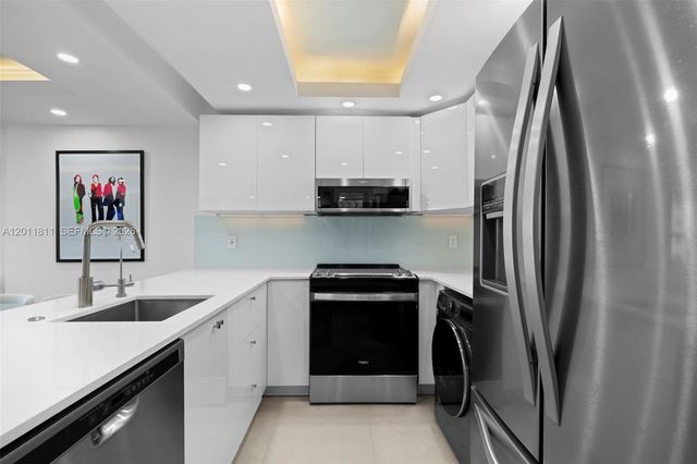 345 Ocean Dr 326, Miami Beach, FL 33139