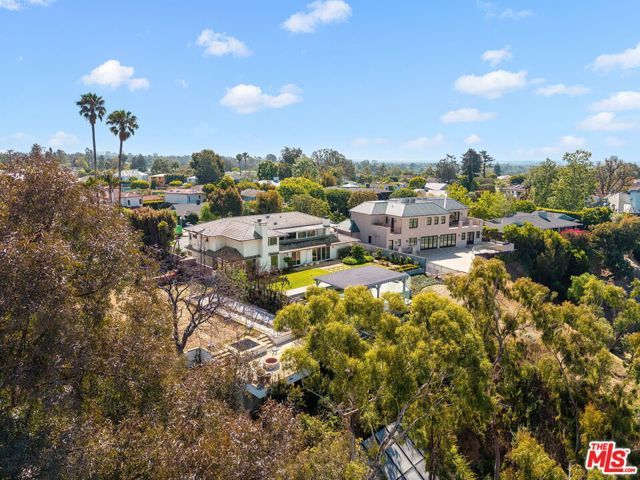 525 Alma Real Drive, Pacific Palisades (los Angeles), CA 90272