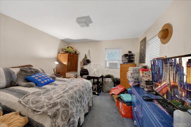 2544 Lurting Avenue, Bronx, NY 10469