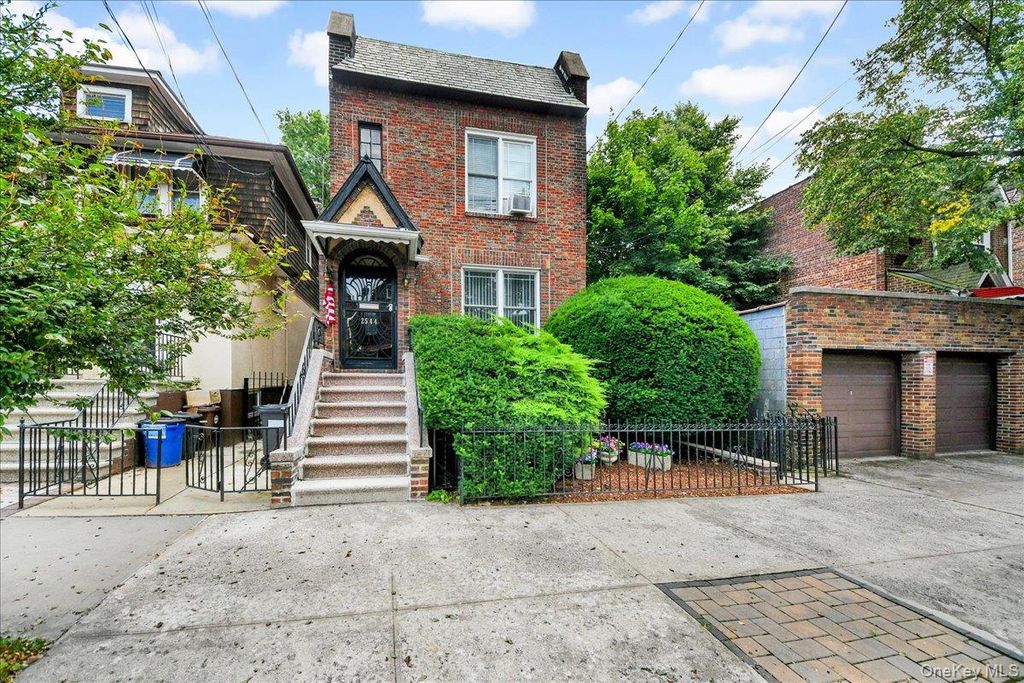 2544 Lurting Avenue, Bronx, NY 10469
