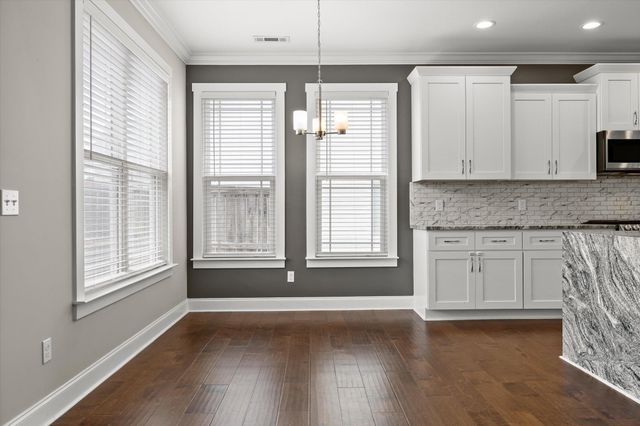 8889 Silver Maple Drive, Ooltewah, TN 37363