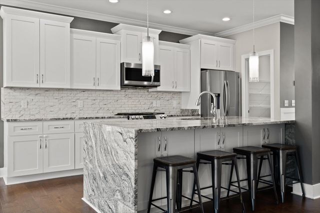 8889 Silver Maple Drive, Ooltewah, TN 37363
