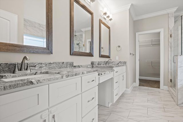 8889 Silver Maple Drive, Ooltewah, TN 37363