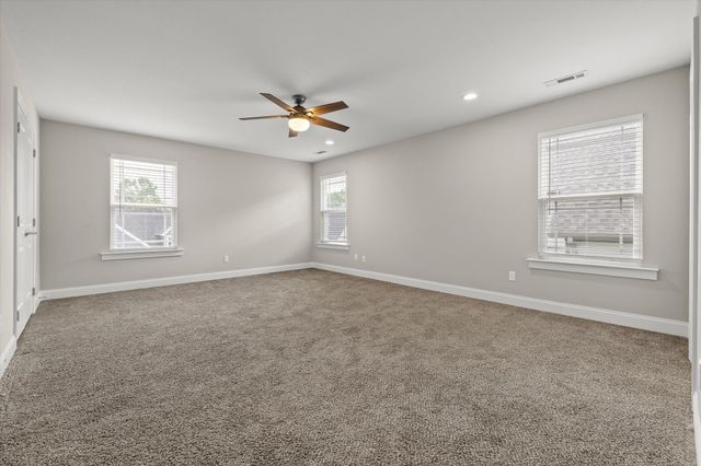 8889 Silver Maple Drive, Ooltewah, TN 37363