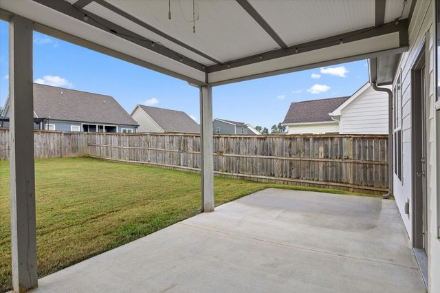 8889 Silver Maple Drive, Ooltewah, TN 37363