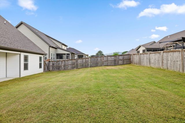 8889 Silver Maple Drive, Ooltewah, TN 37363