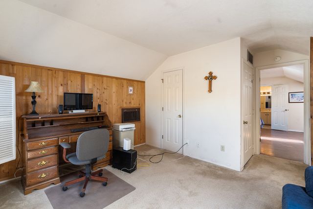 1107 Willow Way, Santa Fe, NM 87507