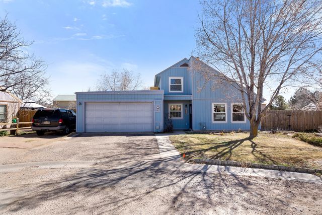 1107 Willow Way, Santa Fe, NM 87507