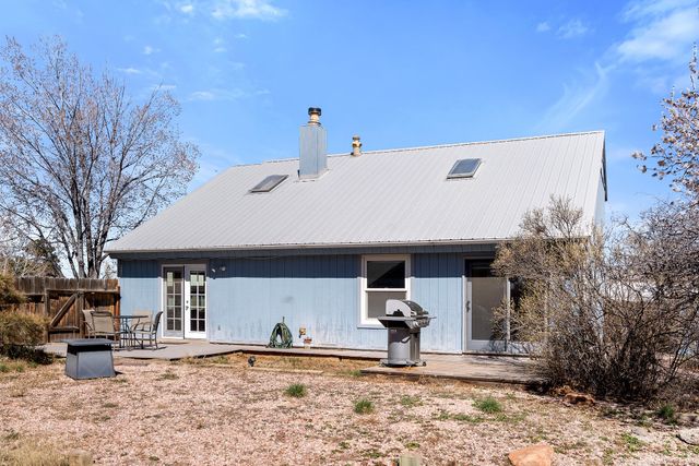 1107 Willow Way, Santa Fe, NM 87507